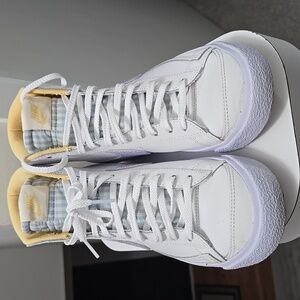 Nike Blazer Mid '77 7Y Big Kids/8.5 Women